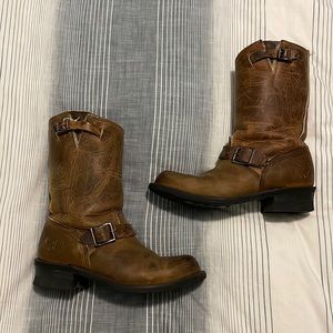 Frye Sheepskin lined Veronica Short boots